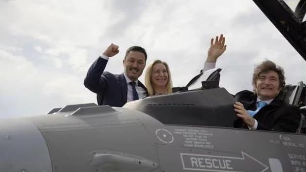 Milei y los F-16: “Un símbolo de la Argentina que estamos construyendo”