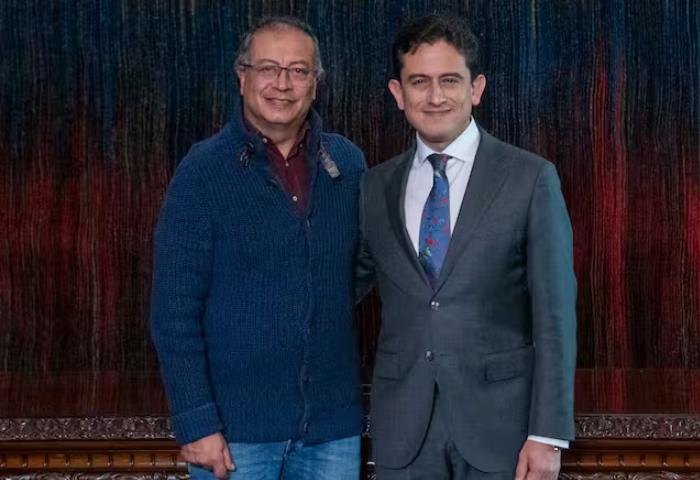 Luis C. Reyes reveló que familiares y ministros de Petro habrían intentado negocios con ‘Papá Pitufo’