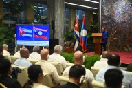 Cuba celebró aniversario 50 de República de Laos (+Fotos)