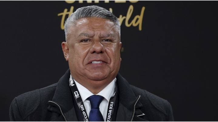 Claudio Tapia publicó una curiosa foto tras el sorteo del Mundial 2026 y las redes explotaron de memes y reacciones