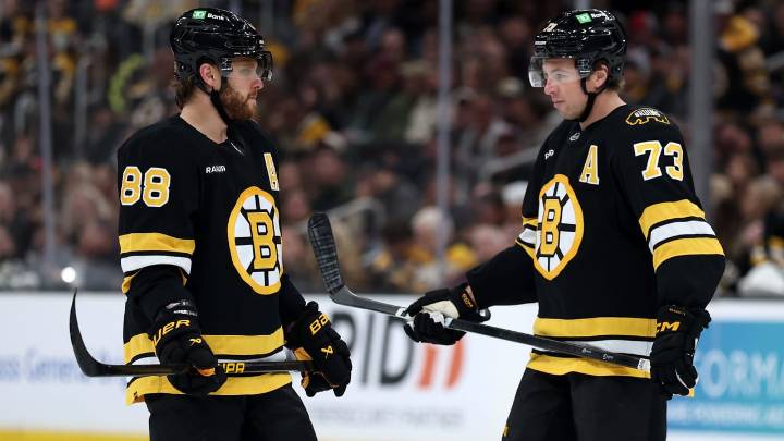 Pastrnak, McAvoy to travel with Bruins, could return to lineup this week