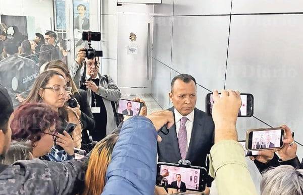 Reaccioné por insultos de Corral: Acosta