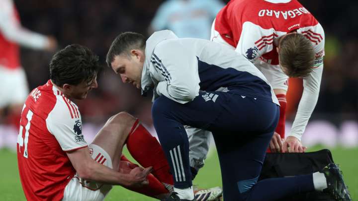 Declan Rice gives Arsenal more injury fears after another centre