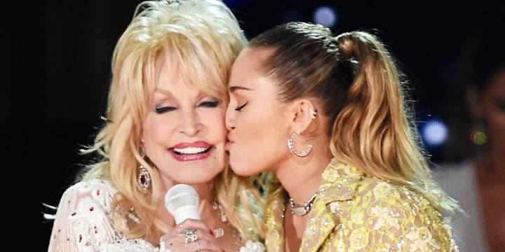 Miley Cyrus Shares Encouraging Health Update on Godmother Dolly Parton | Dolly Parton, Miley Cyrus 