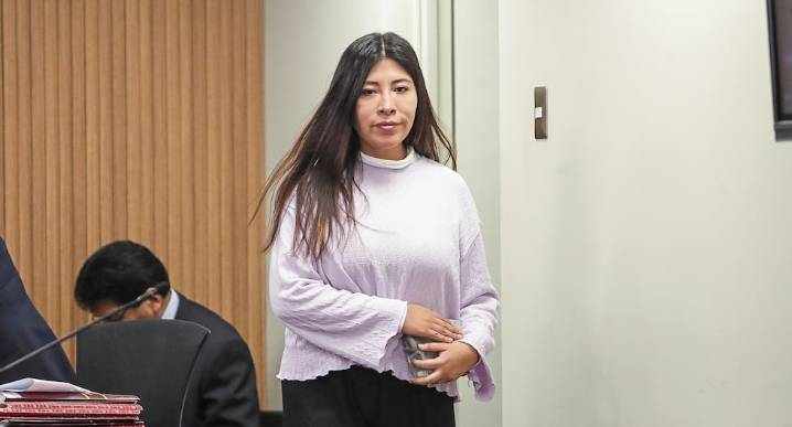 Gobierno hará que asilada Betssy Chávez siga encerrada en residencia de México