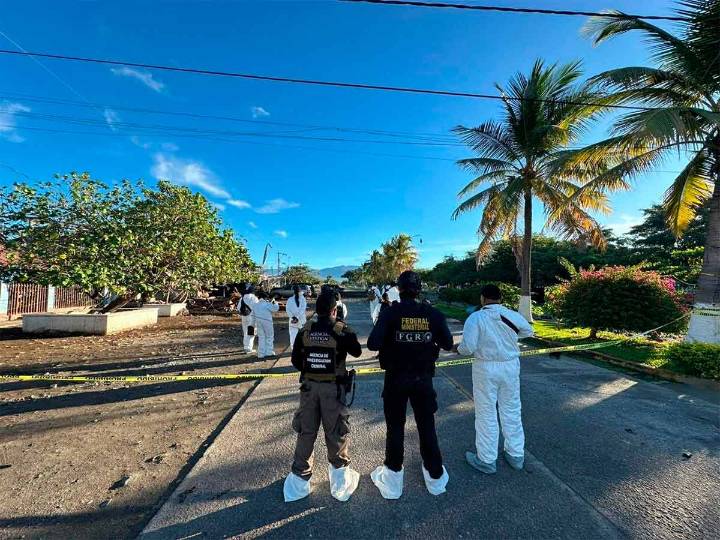 FGR: 15 peritos y 11 policías federales para investigar explosión en Coahuayana