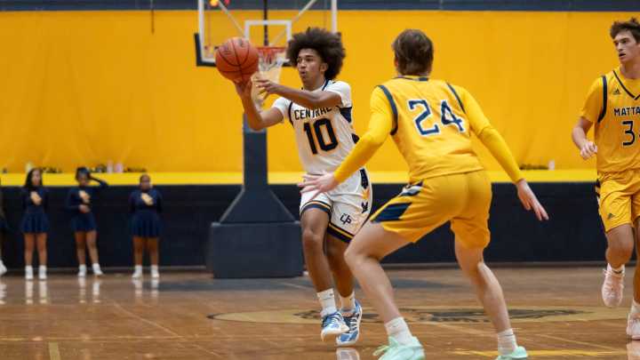 Young BC Central boys beat Mattawan; Harper Creek, Marshall win