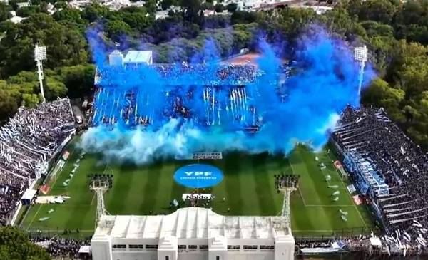 VIDEO. El impactante recibimiento en el Bosque