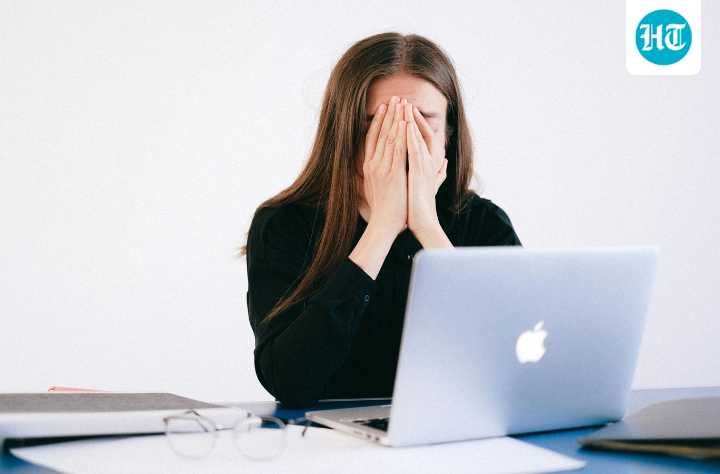 Woman fired after arriving 40 minutes early at office, court backs employer