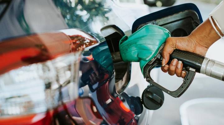 Gas prices go up 14 cents in Akron, 2 cents in Cleveland: Here's what GasBuddy is saying