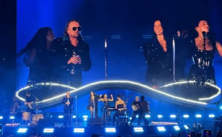 Dua Lipa sorprende en CDMX al invitar a Fher Olvera para interpretar “Oye mi amor”