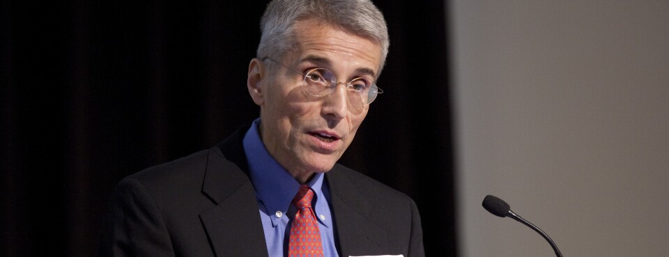 Top FDA Drug Regulator Pazdur to Retire Weeks Into New Role (1)