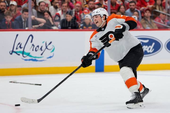 Deadspin | Flyers leading goal-scorer Tyson Foerster out 2-3 months