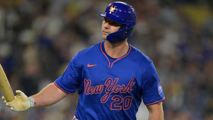 Former Florida baseball great signs blockbuster deal with Baltimore