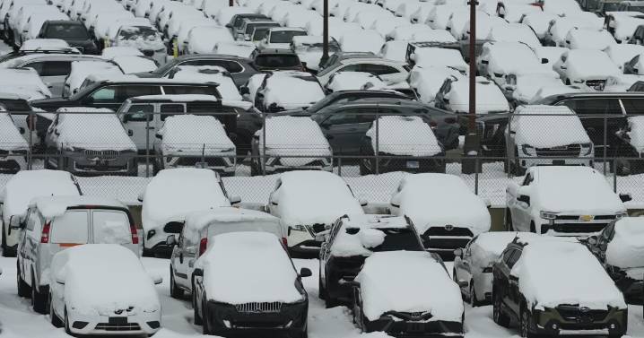 Kansas City expects snow as winter storm creates travel chaos across U.S.