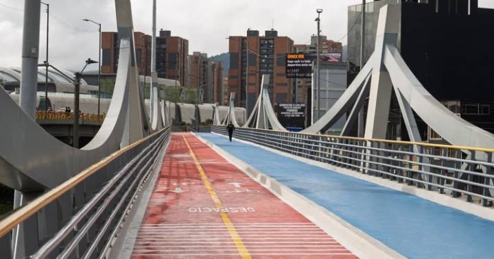Inició la ampliación del puente bicipeatonal en la Avenida Boyacá con Calle 86A