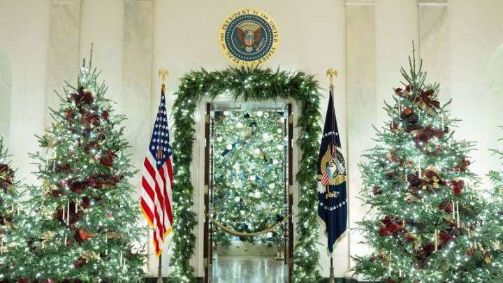 Inside this year’s White House holiday decor