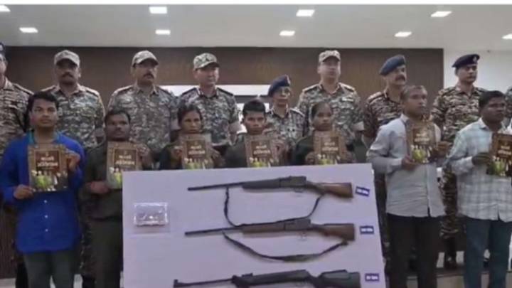 Eleven Naxalites with Rs 82 lakh bounty surrender in Maharashtra