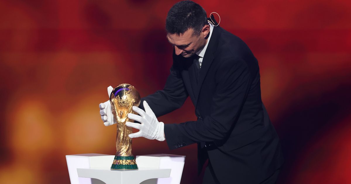 FIFA issue apology after World Cup winner forced to wear gloves to touch trophy