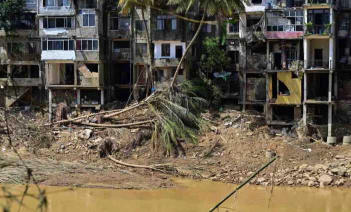 Más de mil desaparecidos y 1,400 muertos por inundaciones en Asia