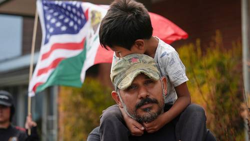 Tiroteo a soldados de la Guardia Nacional desata nuevas restricciones migratorias en Estados Unidos