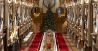 Banquet for King and Germany’s president held in shadow of Christmas tree