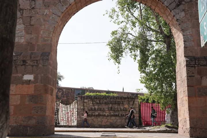 Normal Urbana Federal “Profr. J. Jesús Romero Flores” de Morelia se acerca a los 30 días de paro