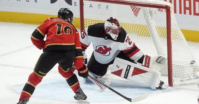 Glass helps Devils snap five-game skid with 4