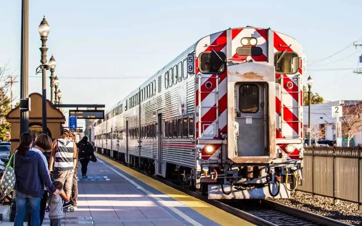 Se inician las pruebas del servicio que brindará el tren de Lima