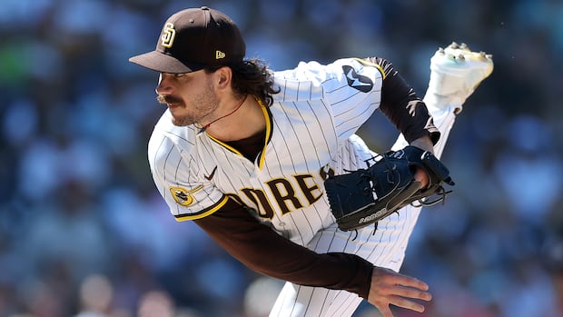 Starting pitcher Dylan Cease finalizes 7-year, $210M US deal with Blue Jays