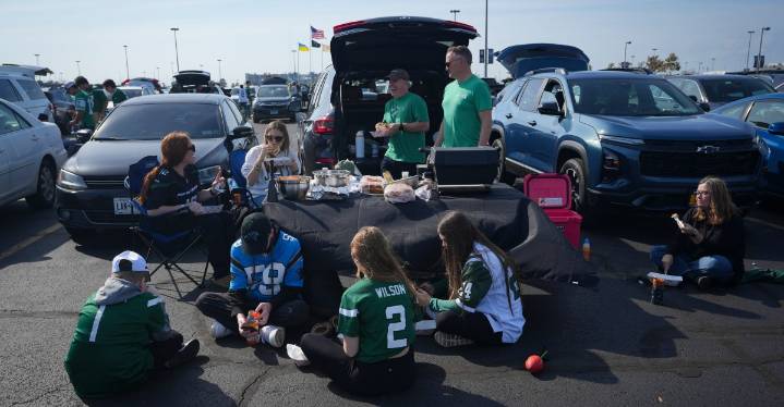 New York Jets Flight Connections 12/11/25