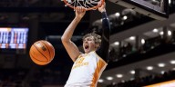 Tennessee forward Cade Phillips to undergo season-ending surgery, report says
