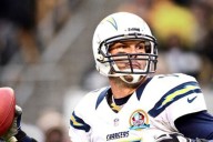 Colts Announce Major Move at QB With Veteran Philip Rivers as Daniel Jones Suffers Season