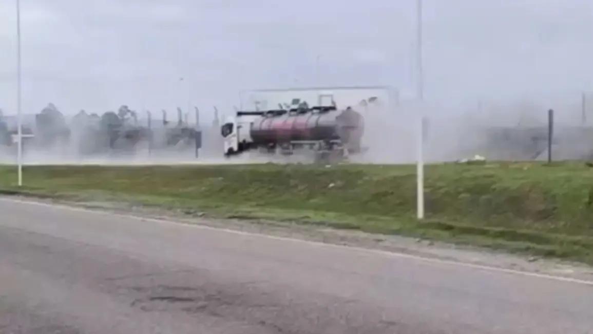 Rosario de la Frontera: Un camión cisterna derramó ácido clorhídrico, "no existe riesgo alguno"
