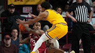 Minnesota upsets No. 22 Indiana 73-64 as DeVries suffers first loss