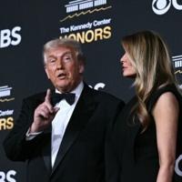 Trump airs doubt about Netflix acquisition of Warner Bros.