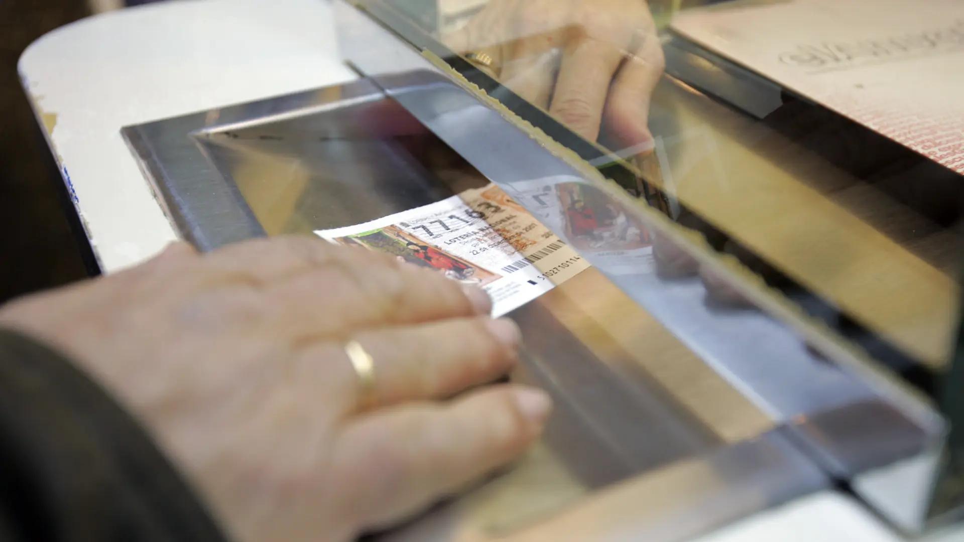 Dos loteras, condenadas por meter la mano en la caja de su administración