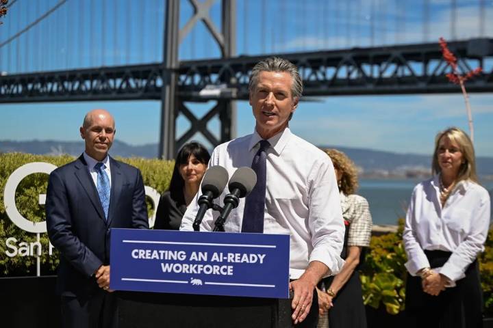 Gov. Newsom takes a ‘situational’ line with tech as Silicon Valley cozies up to Trump