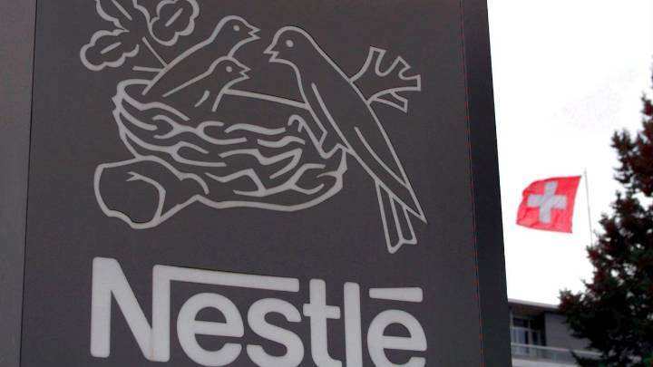 Alertan de una posible bacteria en leche en polvo de Nestlé para lactantes
