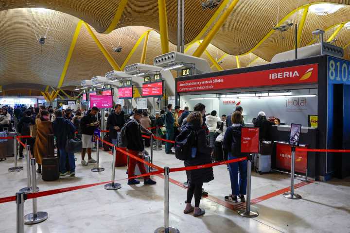 Iberia amplía la cancelación de sus vuelos con Venezuela hasta el 31 de diciembre
