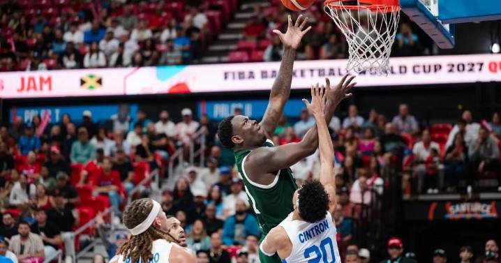 Puerto Rico vuelve a perder contra Jamaica en el Coliseo Roberto Clemente
