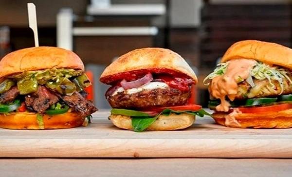 Rawson cerró la inscripción de feriantes y artesanos para la tercera edición de la Fiesta Regional de la Hamburgesa