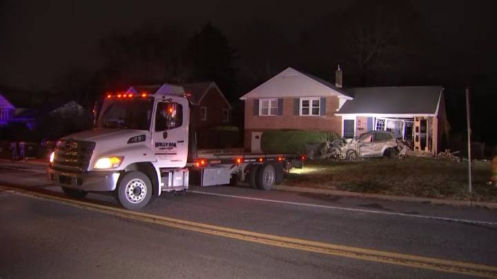 Vehicle crashes into house in Wilmington, Delaware