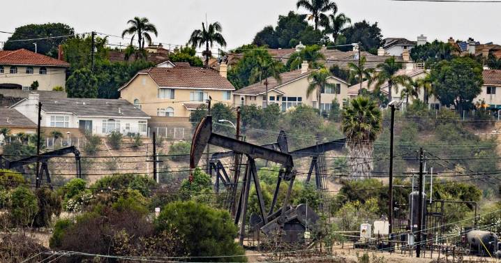 L.A. County sues oil companies over unplugged oil wells in Inglewood