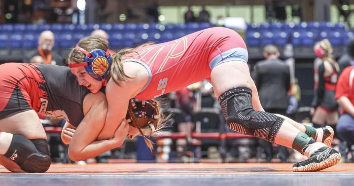 5 high school girls wrestlers to watch this season