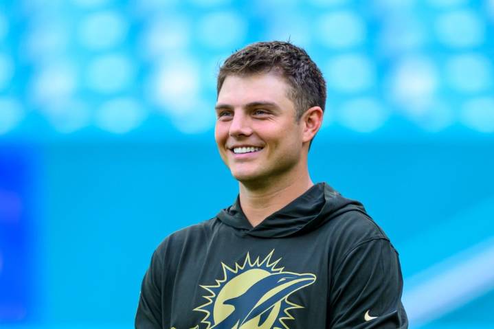 Dolphins' Zach Wilson available against Jets through illness