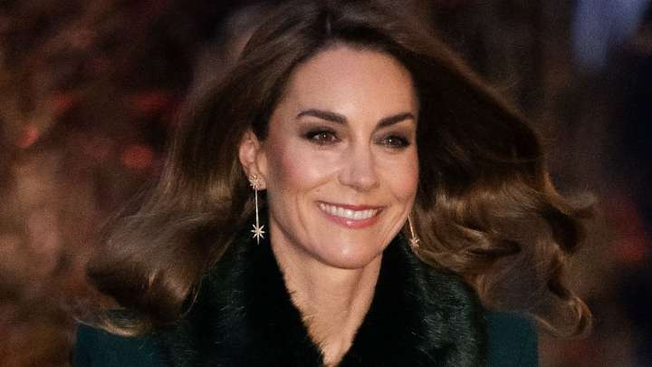 Kate Middleton is the queen of Christmas in fur stole and diamonds at 2025 carol concert