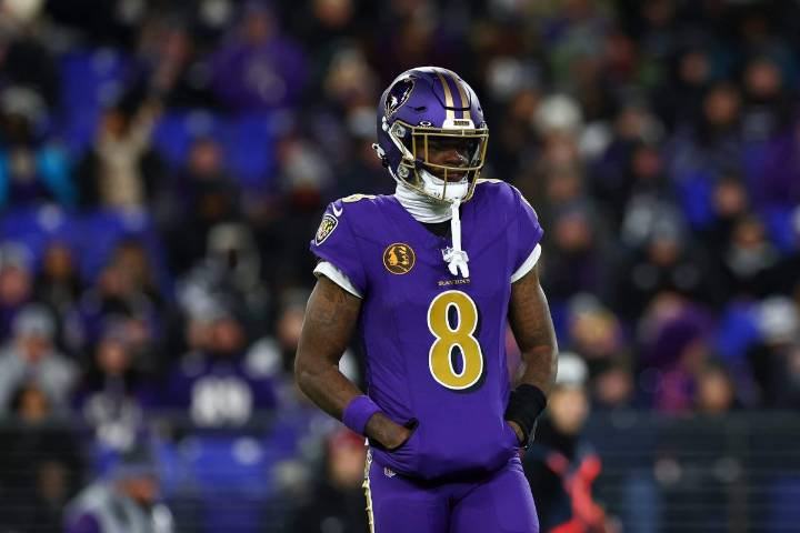 Lamar Jackson, Ravens are running out of time to fix their underachieving offense