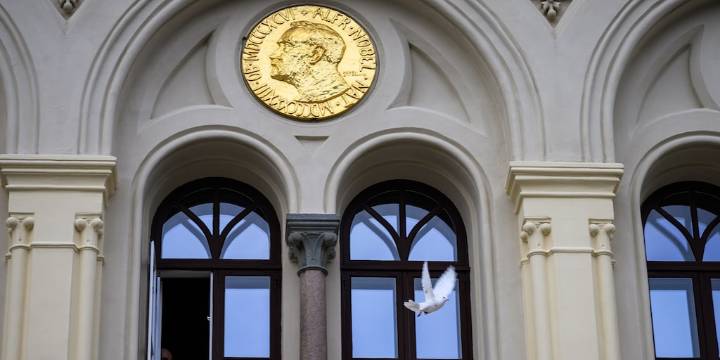 Los siete líderes latinoamericanos que recibieron un Nobel de la Paz y las curiosidades de un galardón con 124 años de historia