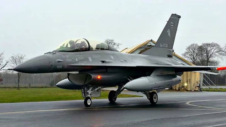 Llegada de F-16: los cazas harán un vuelo rasante sobre Buenos Aires este domingo